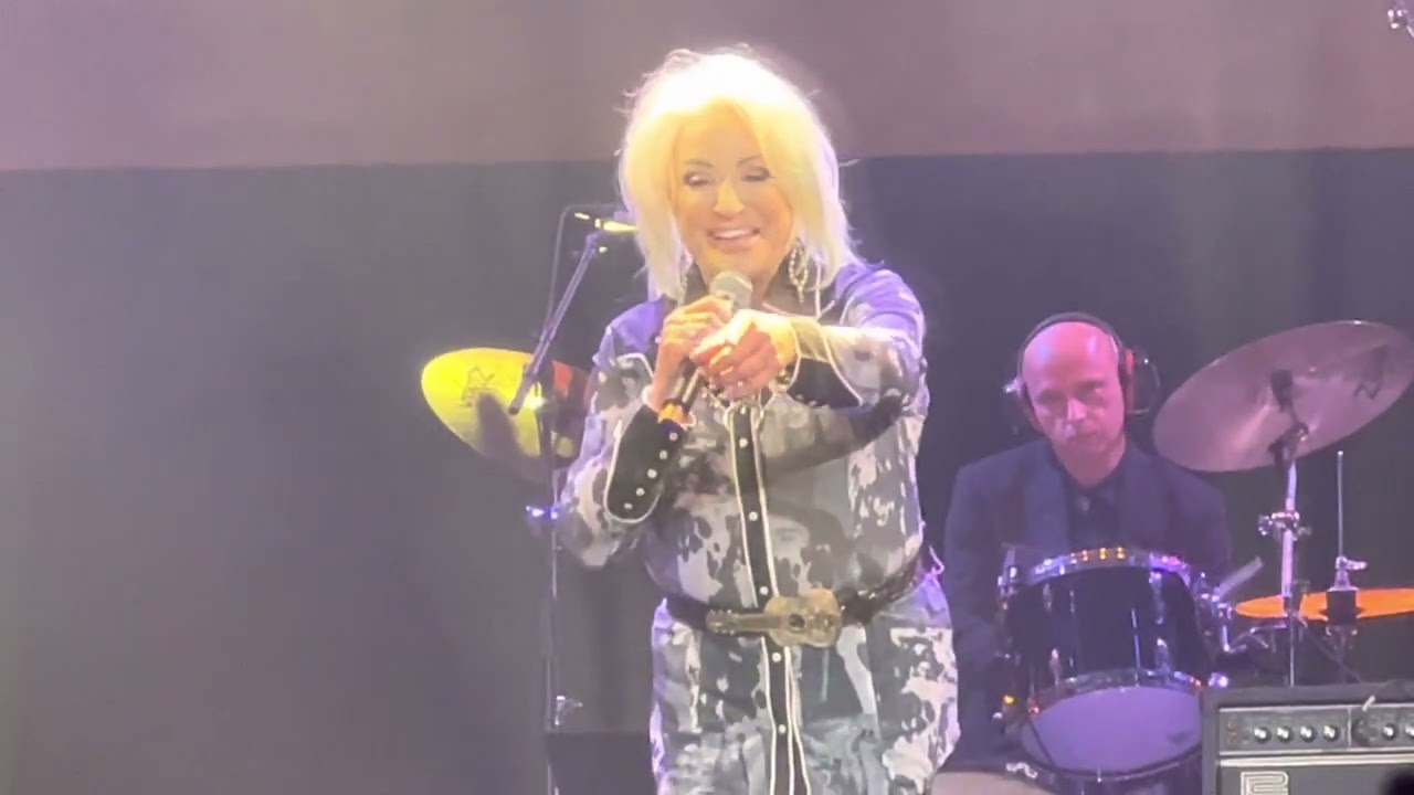 Tanya Tucker - The Grand Tour (Still Playin’ Possum, Huntsville Alabama)