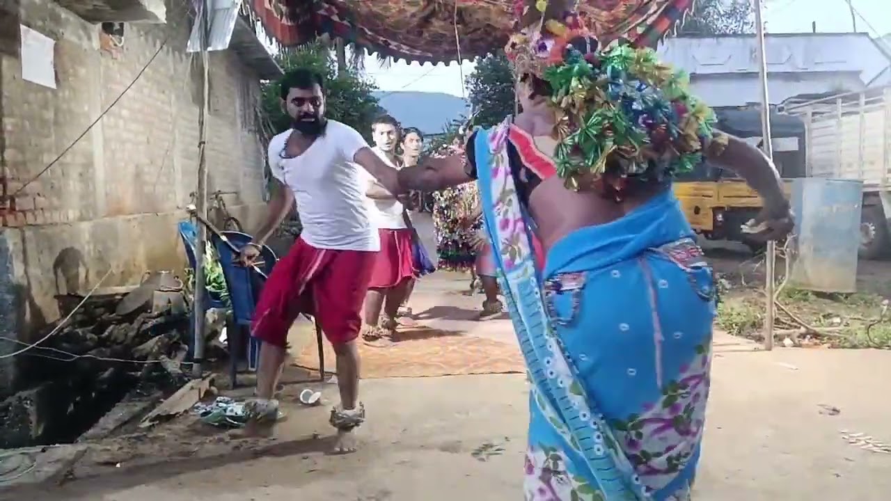 వాడ చీపురుపల్లి వెంకటరమణ మూర్తి పాట బూవి నాంచారి వేశం Cell:9573919849, 9381449711