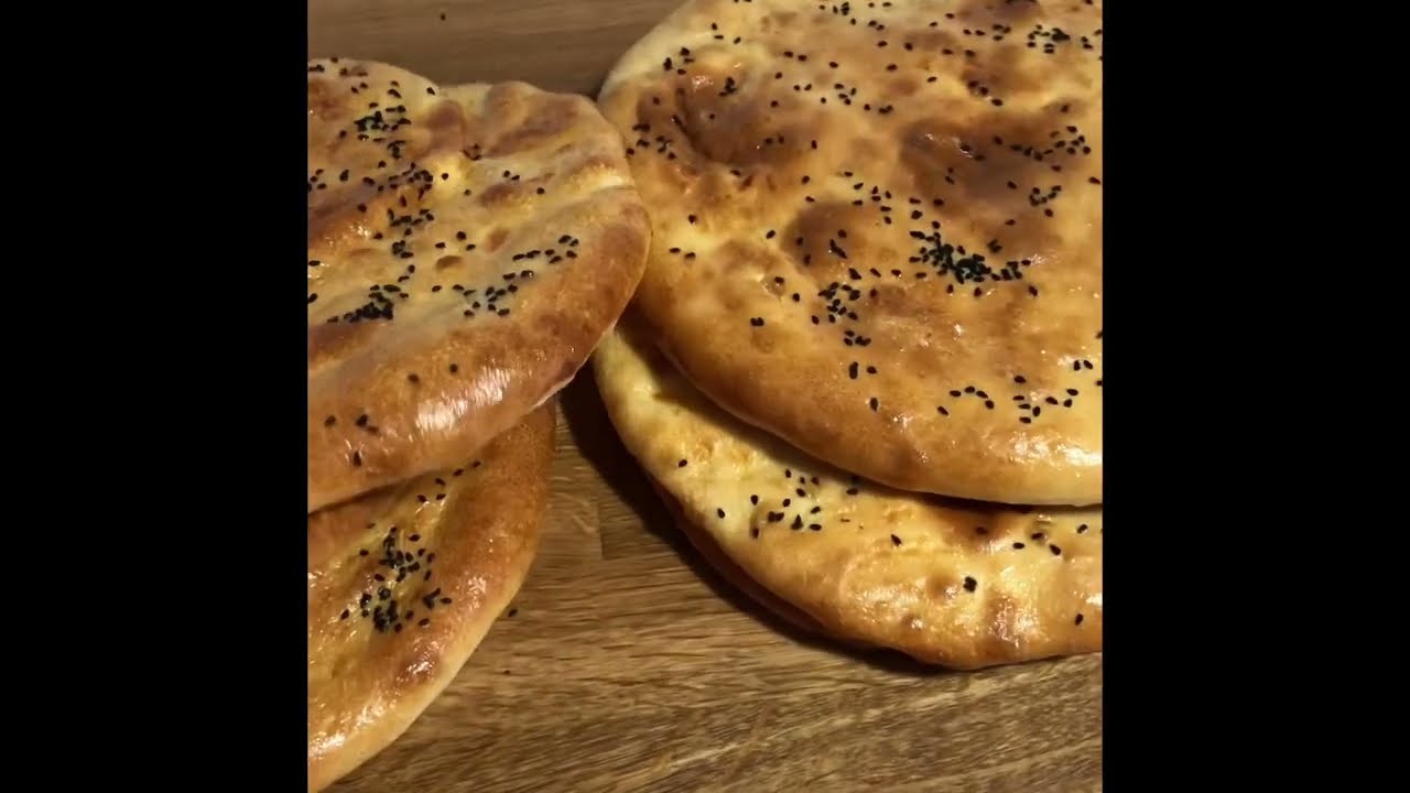 t&uuml;rkisches Fladenbrot, selber Brot backen im Ofen