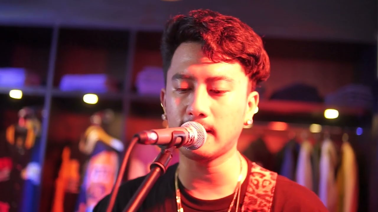 LOWDICK - Seperti Doraemon ( Live at Aufco Official Store ) #lowdick