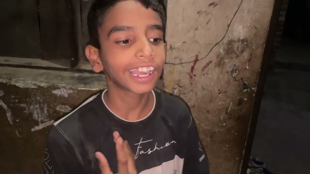 Ajj masti to banti hai 😂 or rajveer ki singing bhi 😂😂