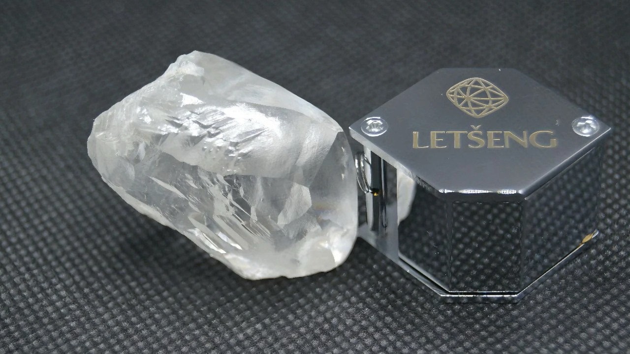 How Natural Diamonds Are Mined: Discover The Secrets of Africa's VALUABLE Alluvial Diamonds