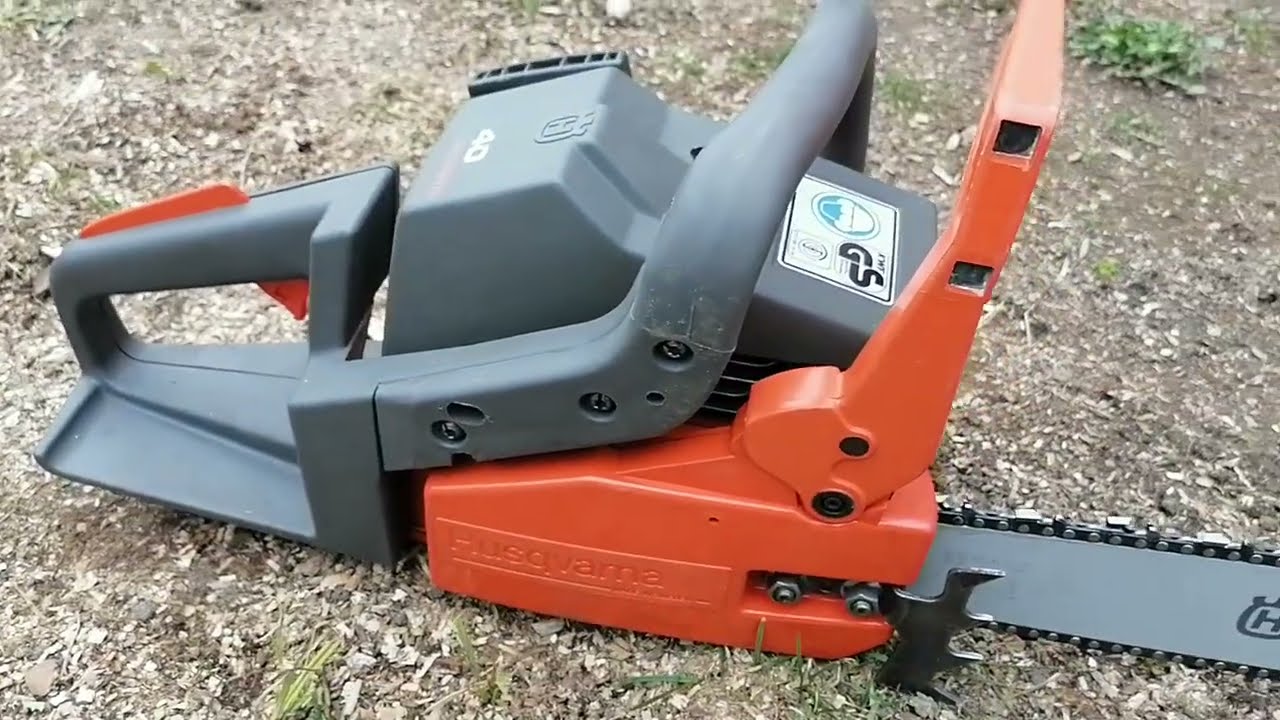 Husqvarna 40 Nem kell ide autotune.