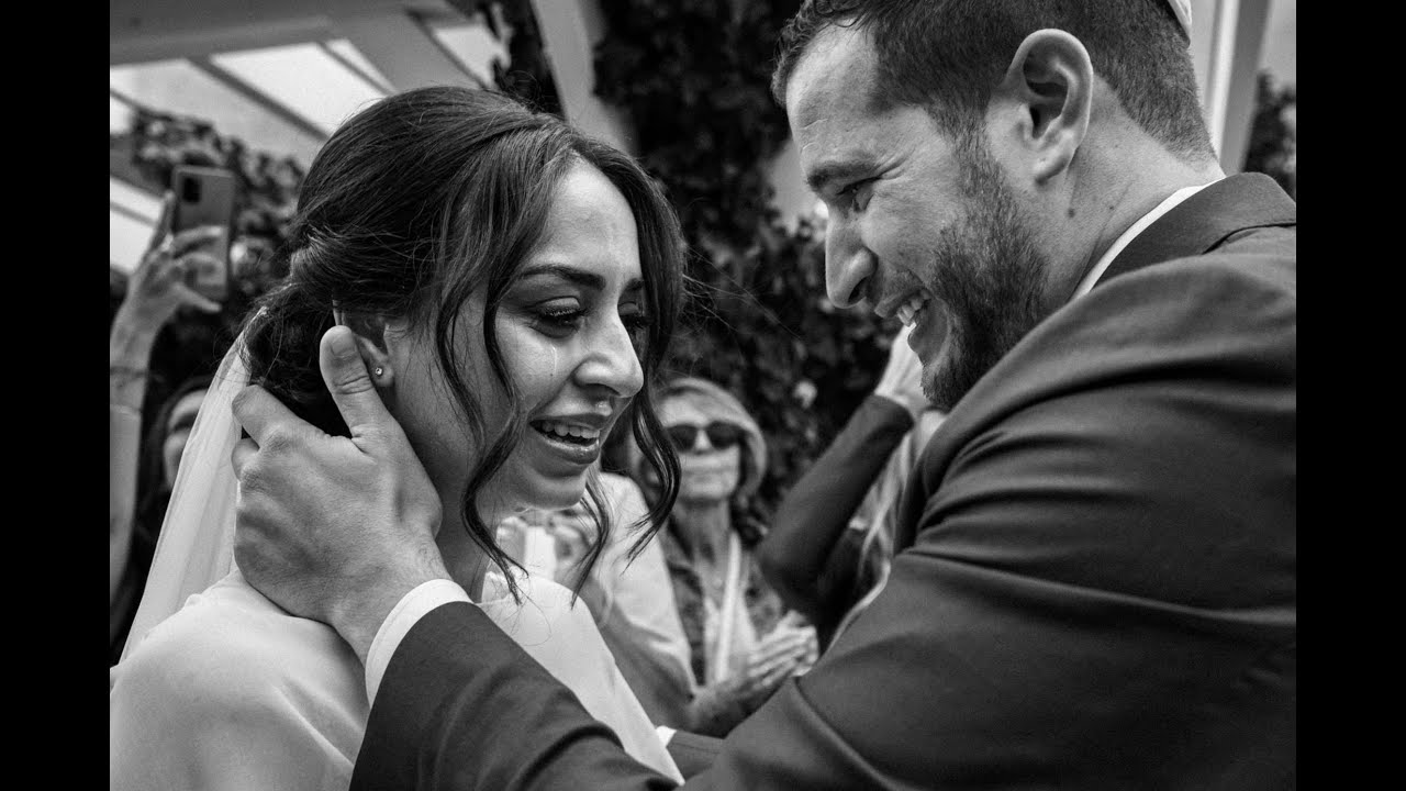 S&J's emotional wedding at Domaine Des Fontenelles, Les Mesnuls, France