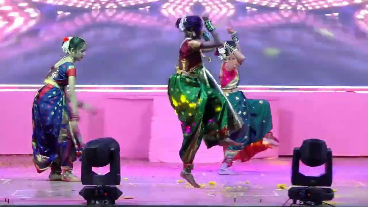 7th C Marathi Lavni song performance