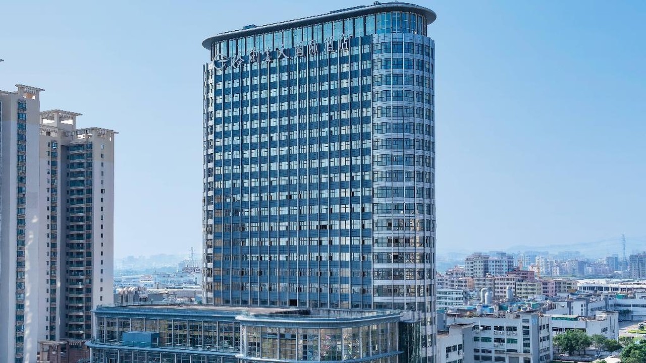 Grand Skylight International Hotel Haoyue - Shenzhen World Exhibition Center & Huafa Ice&Snow World