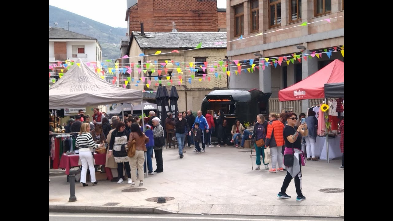 Jornada de feria en A Rúa