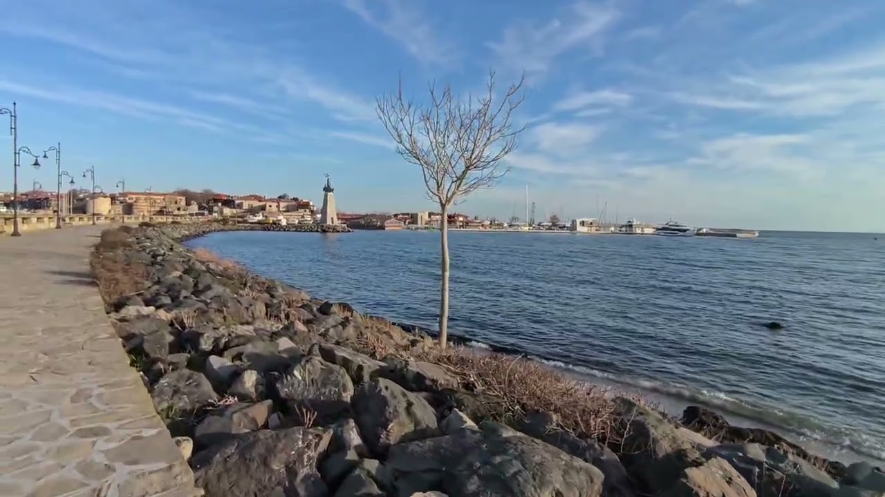 Bridge to the Old Town
