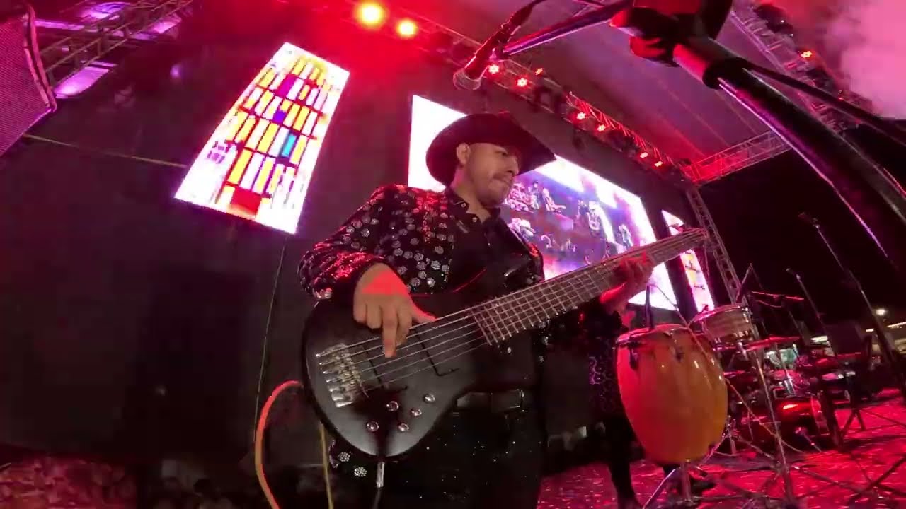 Yo las pongo (EN VIVO)