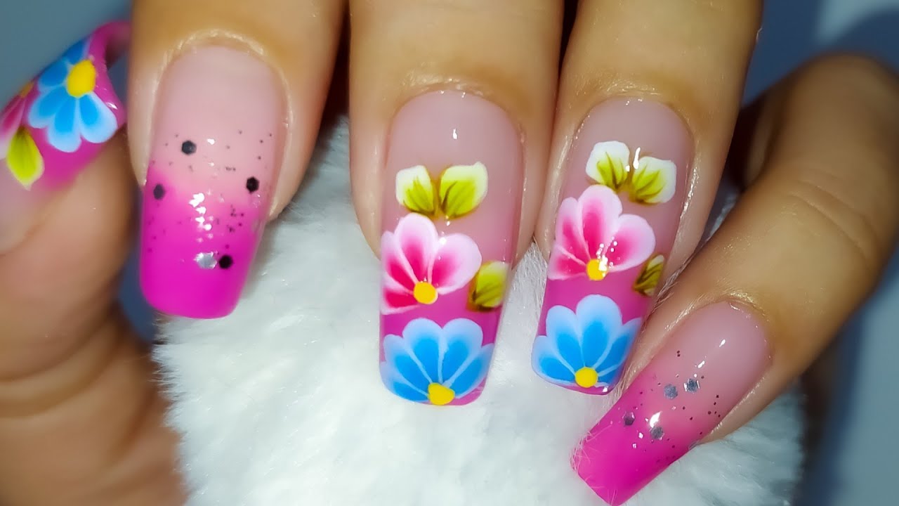 unhas decoradas flor one stroke