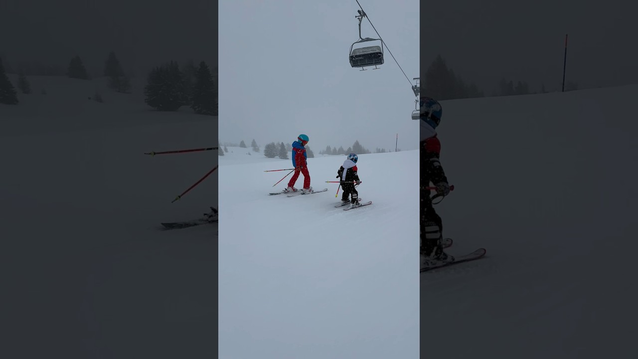 Una sciata sotto una bellissima nevicata qui al passo del tonale con i miei tremendi 🤣 #sciare