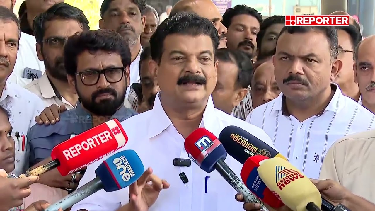 'ഒരു ഗൈനക്കോളജി വിഭാഗം പോലും ഫറോക്ക് താലൂക് ആശുപത്രിയിൽ കൊണ്ടുവരാൻ മന്ത്രി റിയാസിന് കഴിഞ്ഞില്ല'