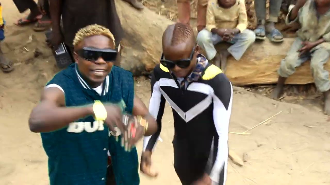 Lil doce FT caneta Ikoma