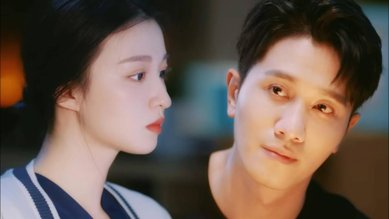 Divorced six years—Cinderella has a new admirer. Her CEO ex panics completely!