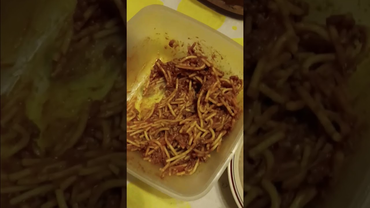 Eating Spaghetti While Staying Safe & Warm #snow #weather