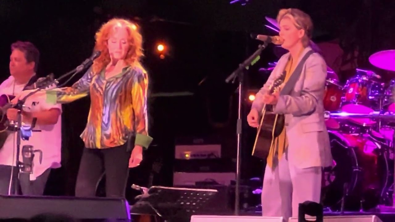 “The Sweetest Gift” (Linda Ronstadt Cover) Brandi Carlile and Friends 5/12/24