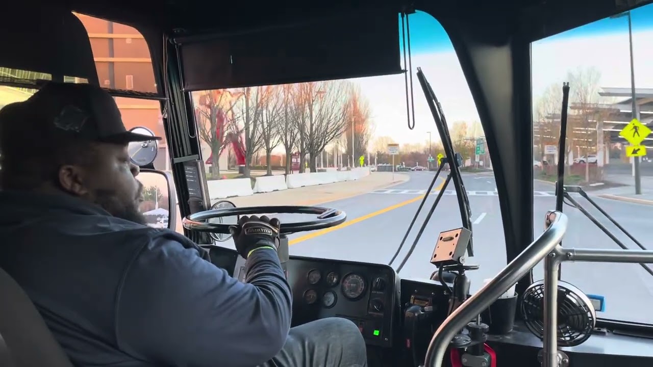 MTABus5102 Operating an Ex-Golden Gate Transit Orion V #1511 