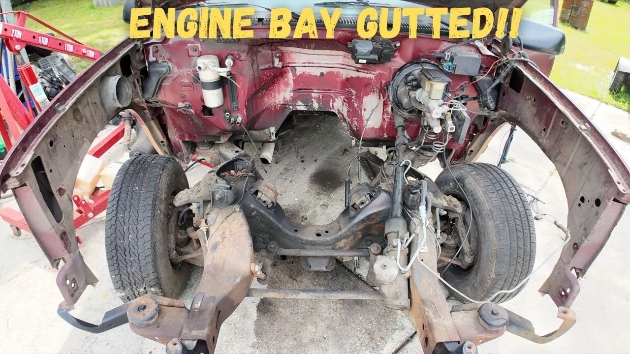 1989 GMC StepSide OBS Build: Cleaning Engine Bay,  Preparation For Ls Swap!!