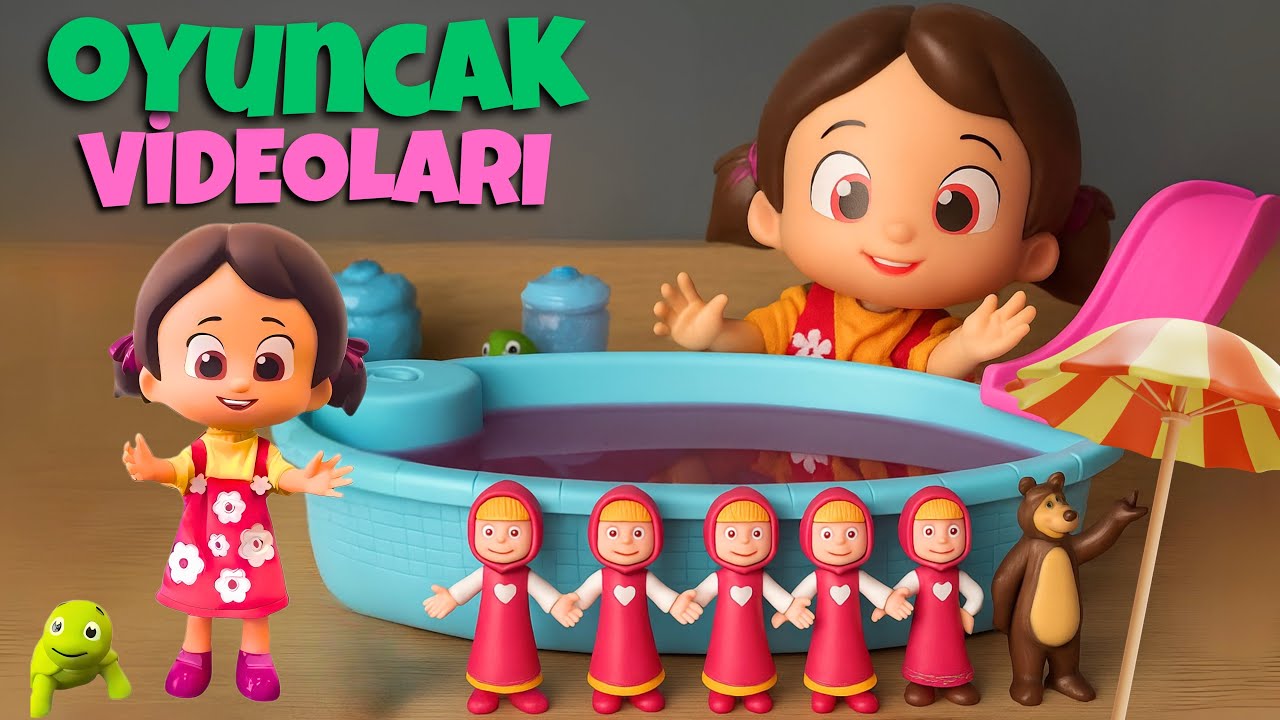 Niloya, Masha ve Koca Ayı Oyuncakları Renkli Havuzda Yüzdürdü. Çocuklar İçin Eğitici Oyuncak Videosu