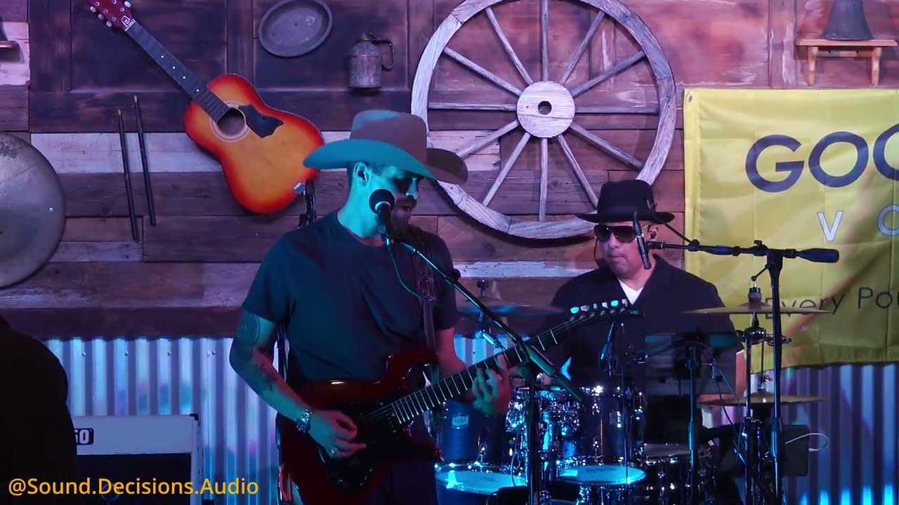 Who doesn't like a solid rendition of Rocky Mountain Way?