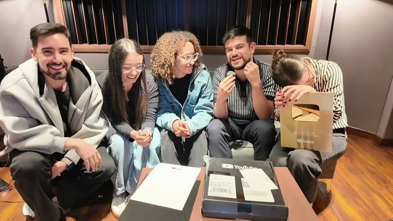 Unboxing Placa 1 Millón de Suscriptores - Su Presencia Worship