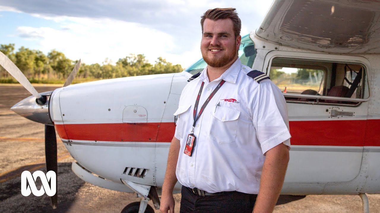 Does this Australian remote mail plane postie have the best office views? | ABC Australia