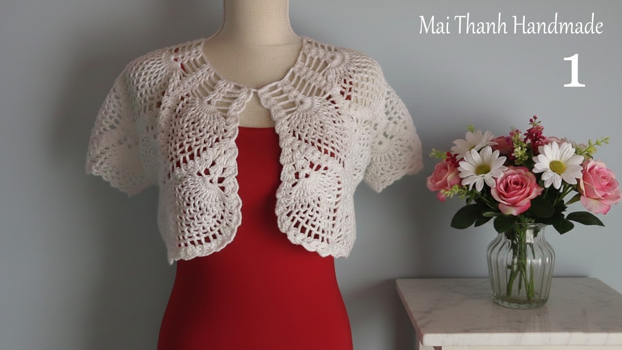 Crochet bolero tutorial (Eng sub) | Cách móc áo len nữ hoa văn trái dâu  (1/2)