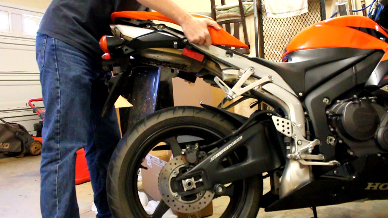 2008 Honda CBR 600RR Stock Exhaust Removal
