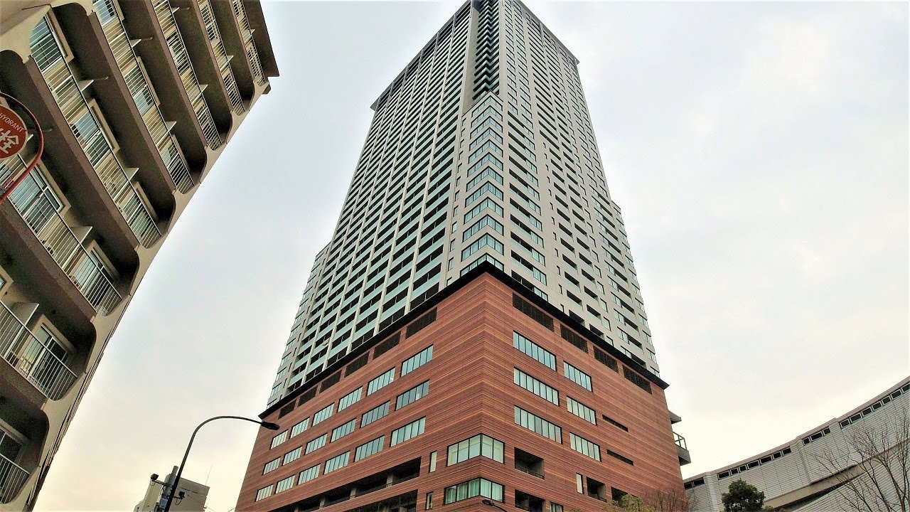 クロスエアタワー 1LDK 75.19㎡ 角部屋 芸能人 図書館 空中庭園 cross air tower