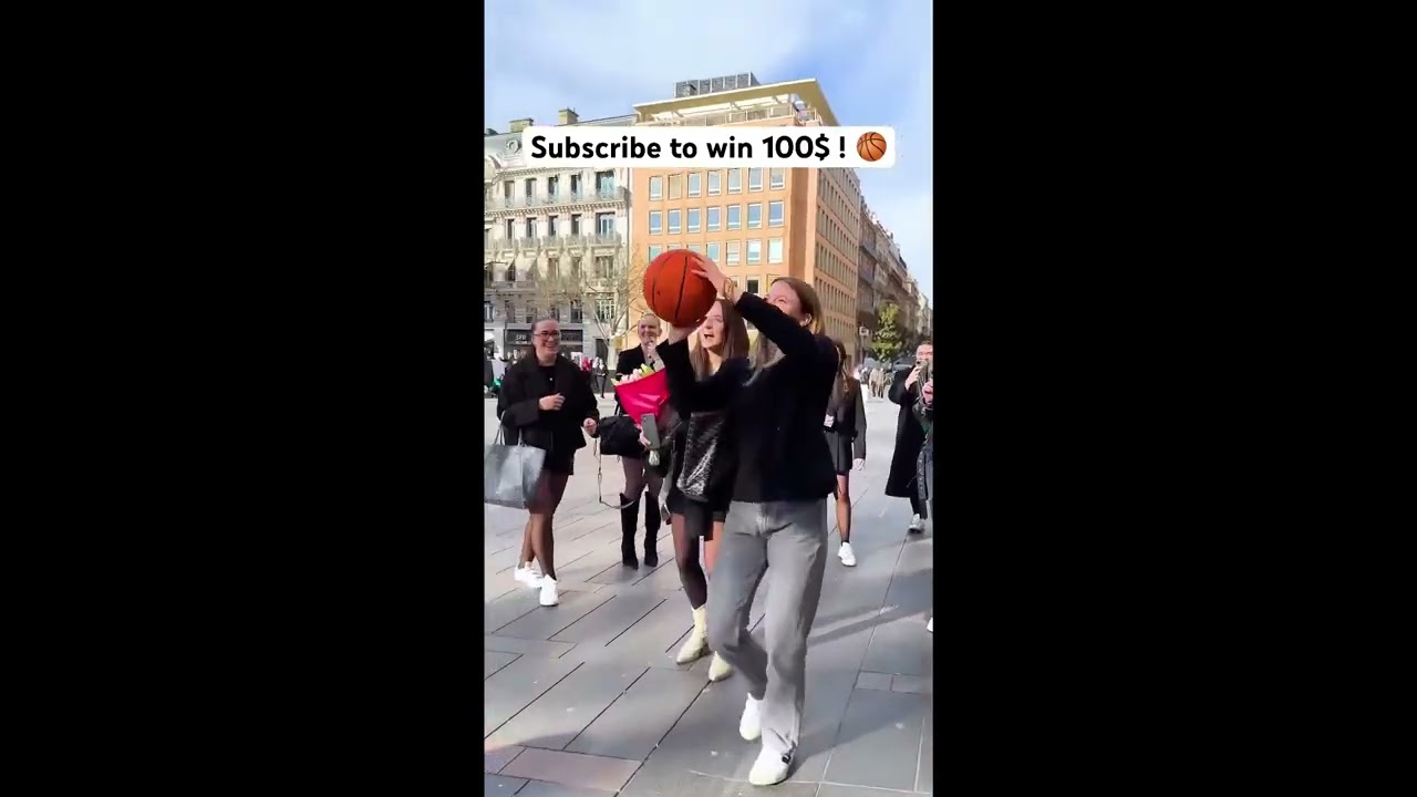rating strangers' skills on the street 