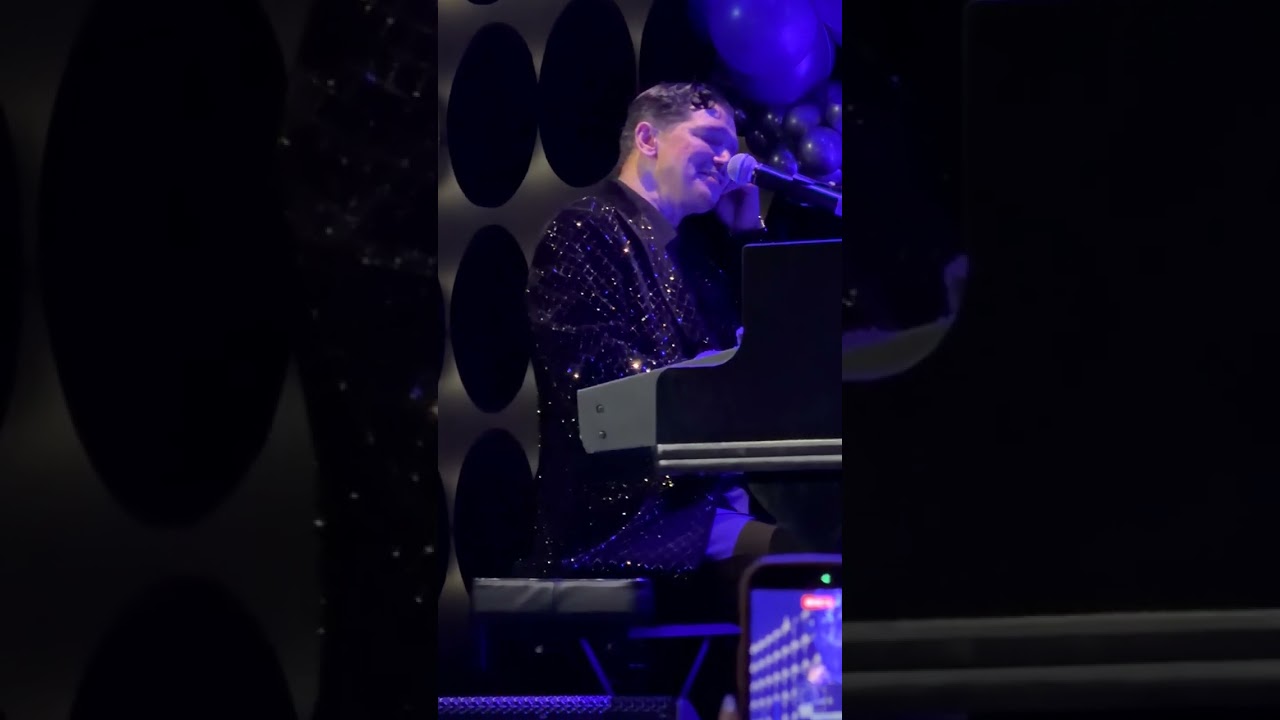 Time Will Reveal (Full Song) by El DeBarge at Blue Note LA on Dec. 31, 2025. 