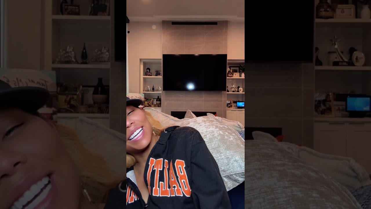 Tamar braxton addresses her fans live…