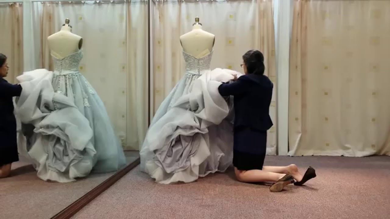 Bustle princess wedding dress - traditional french bustle