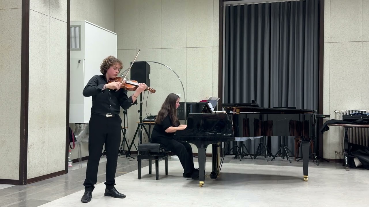 Sarasate - Introduction and Tarantella