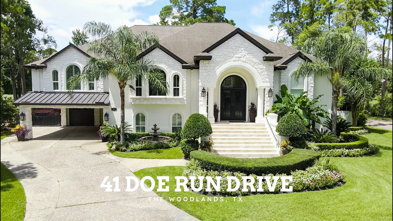Smiley Face House | The Woodlands, Tx