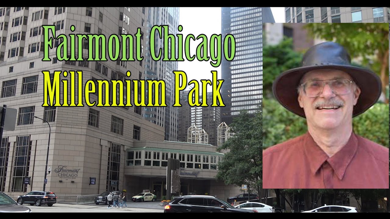 What Does a King Room at the Fairmont Chicago Millinnium Park Really Look Like?