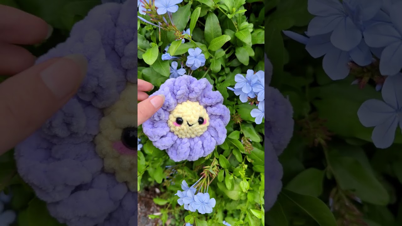 Crochet Amigurumi Purple Flower 🪻🌸 | #amigurumi #crochet #cute #flowers #flower #purple #shorts
