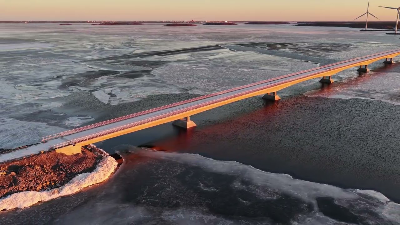 Hailuodon siltaty&ouml;maa. Hailuoto Causeway and Bridges Construction site 26.12.2025.