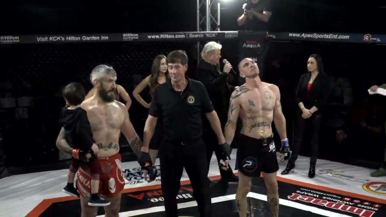 APEX 4 Marcus Andrusia vs Zak Bucia