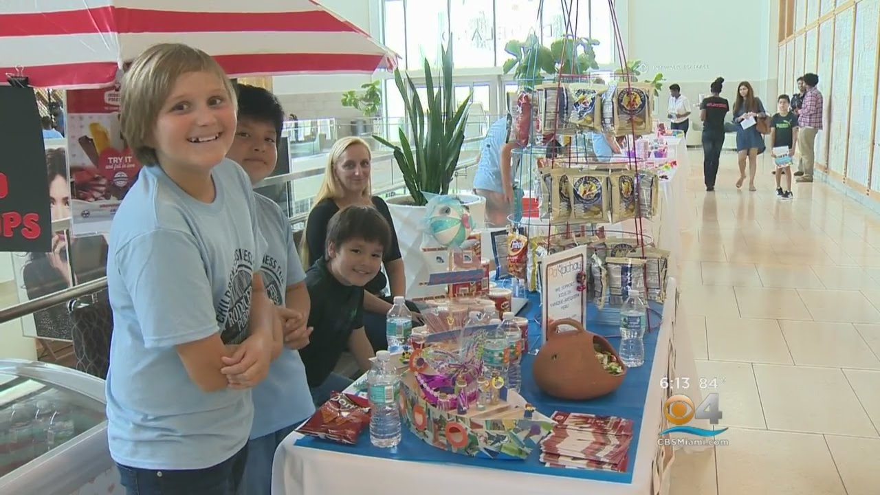 Dadeland Mall Holds Children's Business Fair
