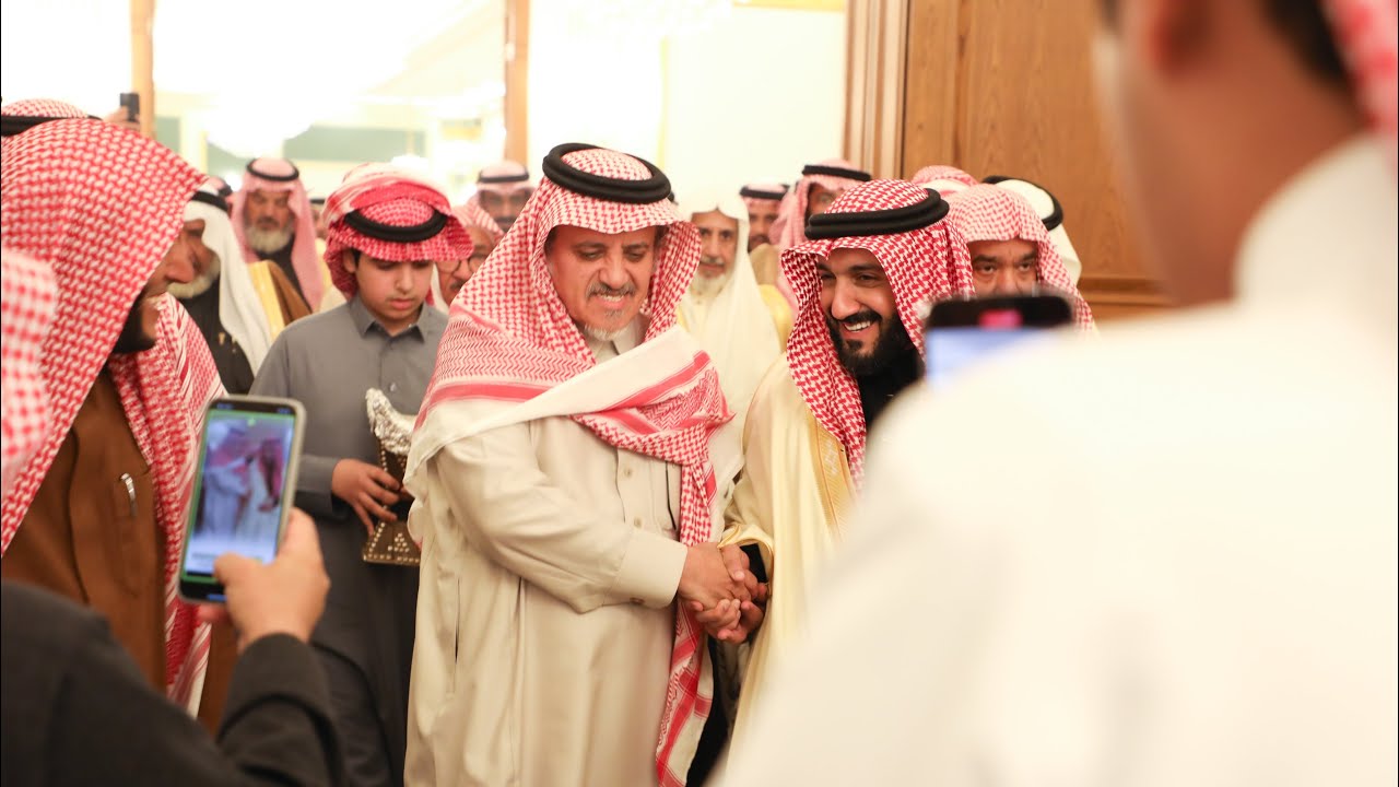 المستشار الشيخ محمد بن عبد العزيز المدرع وأسرة المدرع في ضيافة الشيخ ذعار بن مترك بن شفلوت بالجله