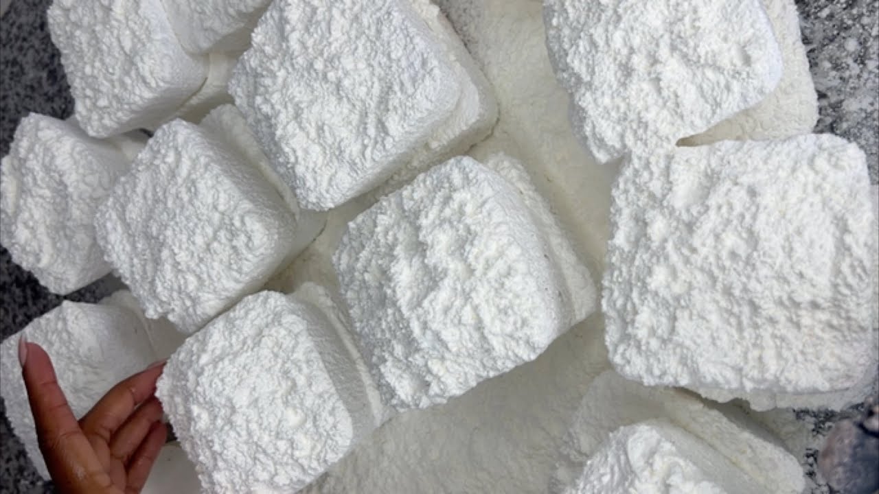GYMCHALK MASS CRUSH • CORNSTARCH LOVERS • CRUNCHY • SOFT
