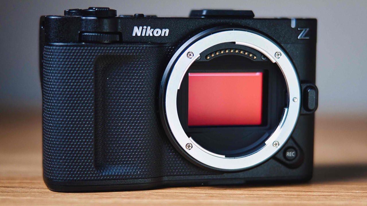 Nikon ZR - Czy warto wydać 9999 zł?
