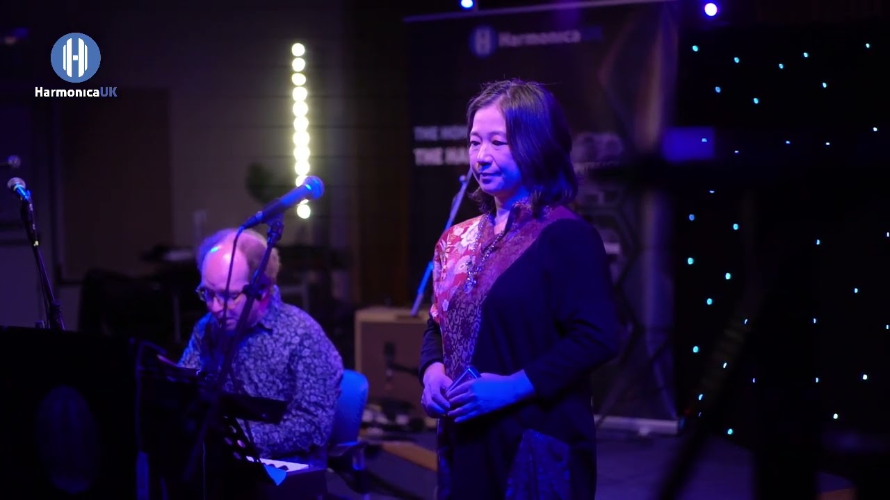 Shima Kobayashi plays 