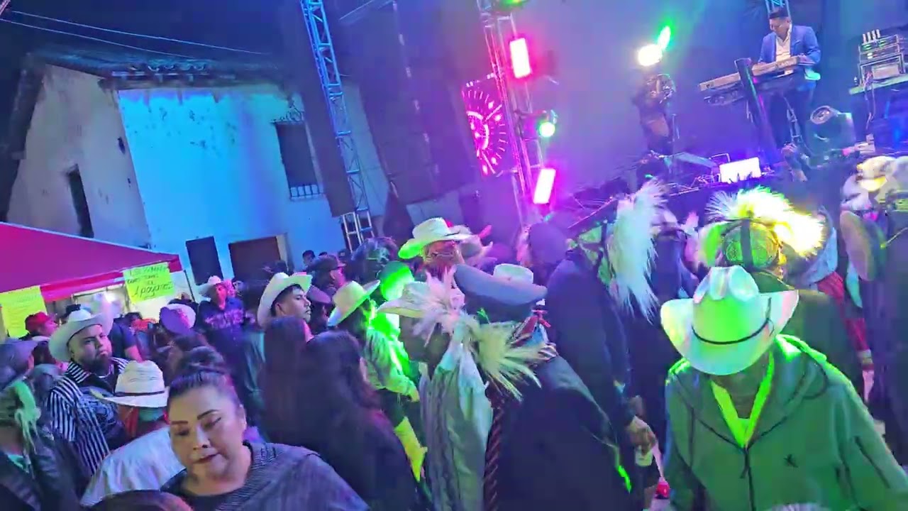 LOS REYES DE Tierra Mixteca  El En Cierre  de CARNAVAL 2026 de San Juan Mixtepec 