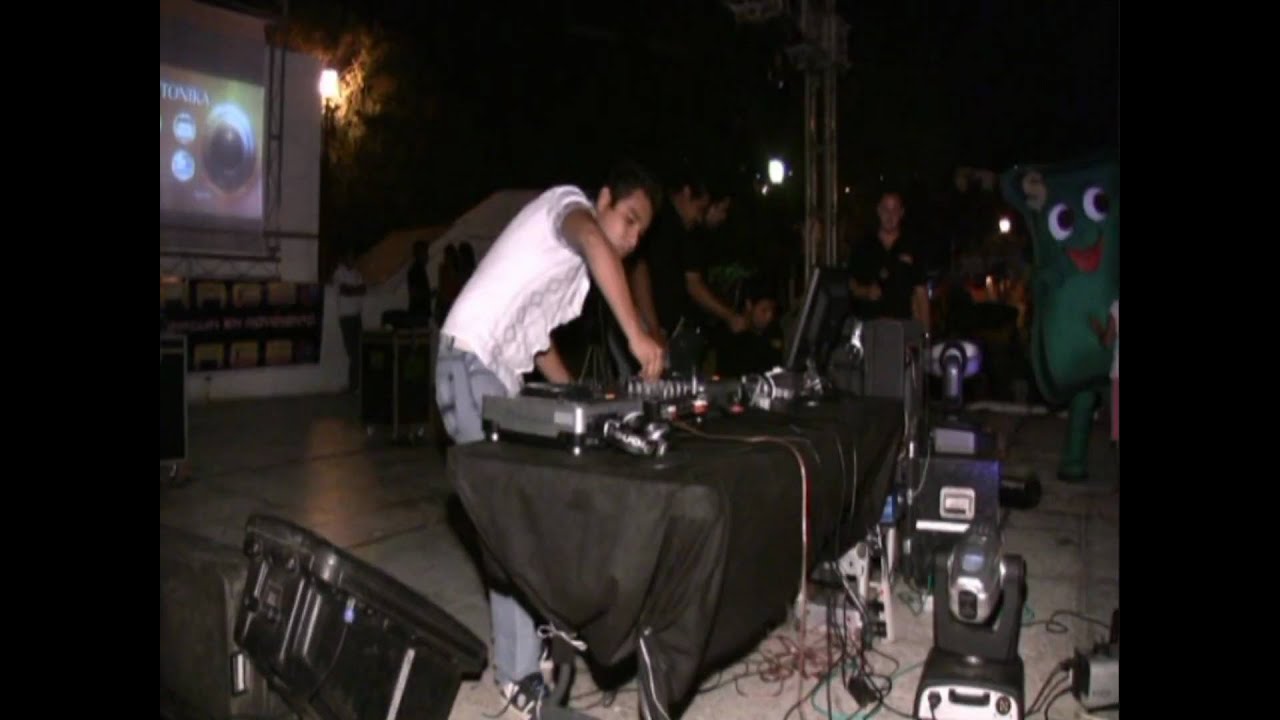 Khafra DJ Tocando Iliciones rotas