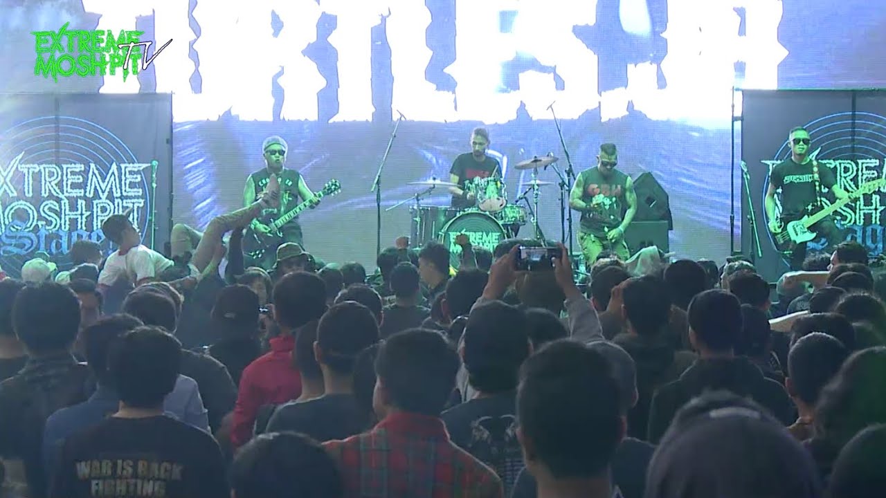 Extreme Moshpit 