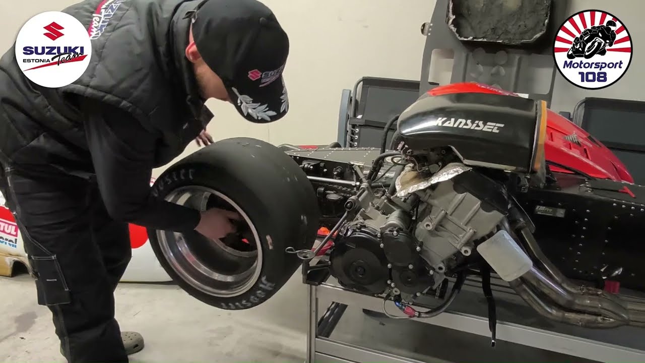 LCR Suzuki 1000 Sidecar team Saarmaa-Telve #9