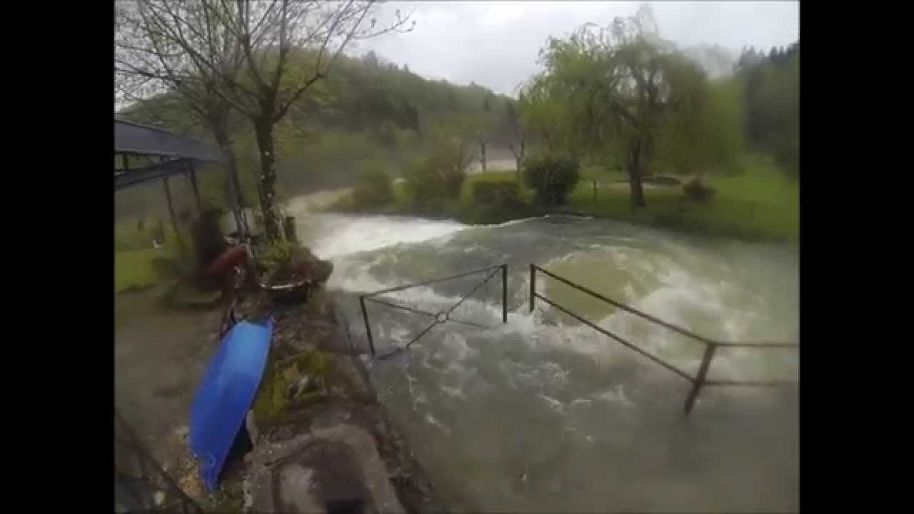 le cheran en crue savoie Bauges 01 05 15