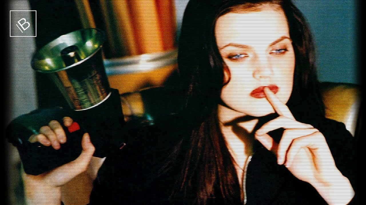 Back to the 90's : GUINEVERE VAN SEENUS